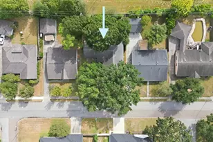 9811 Greenwillow St, Houston, TX 77096 - Photo 45