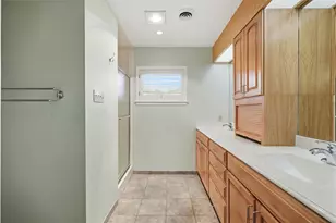 9811 Greenwillow St, Houston, TX 77096 - Photo 21