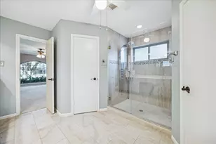 12111 Moorcreek Dr, Houston, TX 77070 - Photo 19