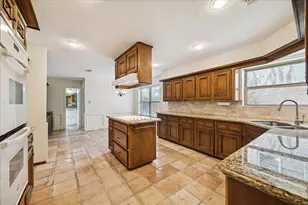 12111 Moorcreek Dr, Houston, TX 77070 - Photo 11