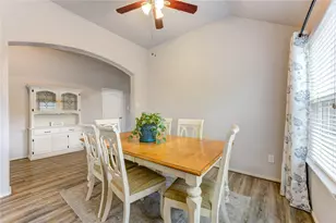 13707 Arcadia Creek Ln, Rosharon, TX 77583 - Photo 7