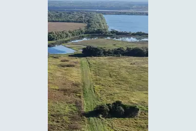 35 Highway 35 Off, Danbury, TX 77534 - Photo 17