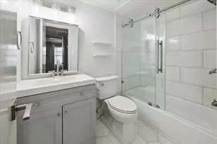 606 Marshall St, Houston, TX 77006 - Photo 11