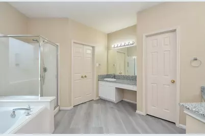 15114 Snow Hill Court, Sugar Land, TX 77498 - Photo 15
