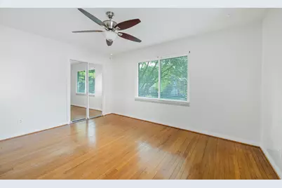 2109 Sheridan Street, Houston, TX 77030 - Photo 11
