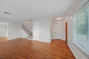 2109 Sheridan St, Houston, TX 77030 - Photo 3