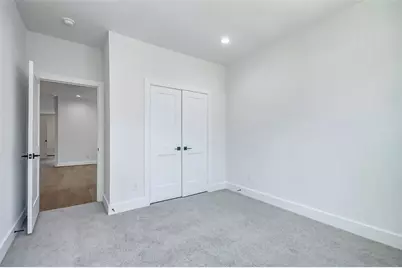 7706 Sky Dweller Drive, Houston, TX 77055 - Photo 27