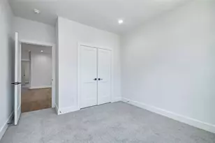 7706 Sky Dweller Dr, Houston, TX 77055 - Photo 27