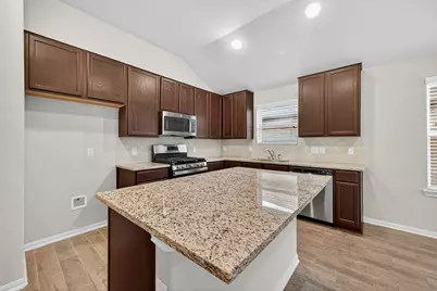 11643 Colossal Oak Drive, Houston, TX 77066 - Photo 15