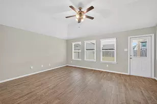 11643 Colossal Oak Dr, Houston, TX 77066 - Photo 7