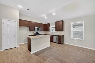 11643 Colossal Oak Dr, Houston, TX 77066 - Photo 13