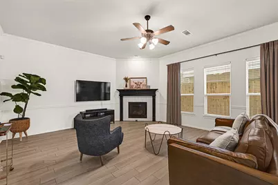 2602 Shady Acres Court, Houston, TX 77008 - Photo 1