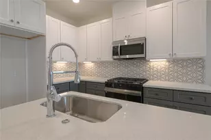 879 Rachel St, Houston, TX 77091 - Photo 9