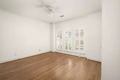 3211 S Pemberton Circle Drive, Houston, TX 77025 - Photo 25
