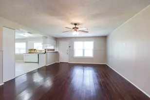 502 Hildred Ave, Conroe, TX 77303 - Photo 3