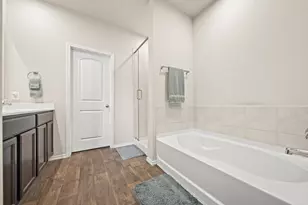 13997 Leigh Lake Ln, Conroe, TX 77384 - Photo 17