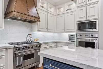 115 W Ambassador Bend, The Woodlands, TX 77382 - Photo 15