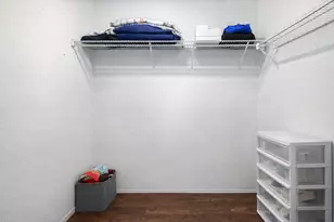 10811 Richmond Ave, Houston, TX 77042 - Photo 17