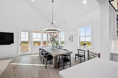 2646 E Seaside Drive, Galveston, TX 77550 - Photo 11