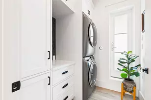 2646 E Seaside Dr, Galveston, TX 77550 - Photo 45