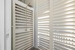 2646 E Seaside Dr, Galveston, TX 77550 - Photo 47