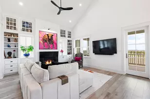 2646 E Seaside Dr, Galveston, TX 77550 - Photo 7