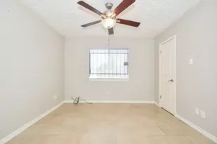 13106 Bamboo Forest Trail, Houston, TX 77044 - Photo 19