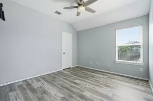 3303 Crestford Cliff Ln, Houston, TX 77047 - Photo 17