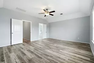 3303 Crestford Cliff Ln, Houston, TX 77047 - Photo 13