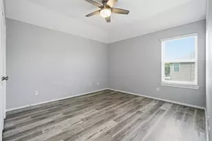 3303 Crestford Cliff Ln, Houston, TX 77047 - Photo 19
