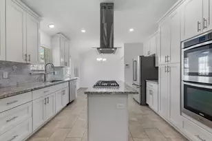 1819 Millwood Dr, Houston, TX 77008 - Photo 5