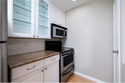 18617 Egret Bay Boulevard #708, Webster, TX 77058 - Photo 5