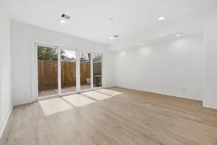 1111 Louise St, Houston, TX 77009 - Photo 21