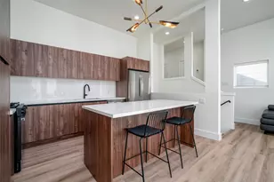 112 Tolima Dove St, Houston, TX 77018 - Photo 7