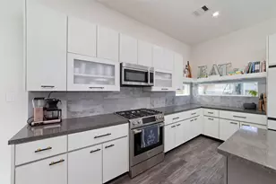 5515 Paraiso Pl, Houston, TX 77091 - Photo 1