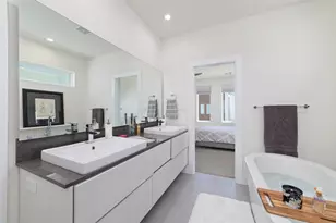 5515 Paraiso Pl, Houston, TX 77091 - Photo 15