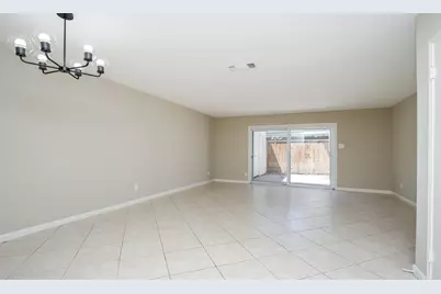 9656 Westview Drive #8, Houston, TX 77055 - Photo 9