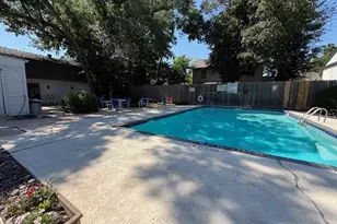 9656 Westview Dr, Houston, TX 77055 - Photo 39