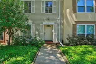 9656 Westview Dr, Houston, TX 77055 - Photo 3