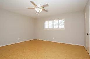 9656 Westview Dr, Houston, TX 77055 - Photo 21