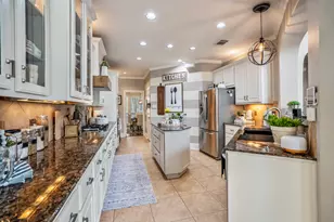 10203 Earlington Manor Dr, Spring, TX 77379 - Photo 13