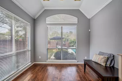 10203 Earlington Manor Drive, Spring, TX 77379 - Photo 19