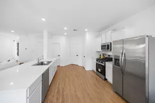 2019 Iris Hls Ln, Crosby, TX 77532 - Photo 9