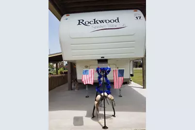 155 Bud Drive, Crystal Beach, TX 77650 - Photo 3