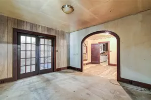 1003 Prairie St, Columbus, TX 78934 - Photo 5