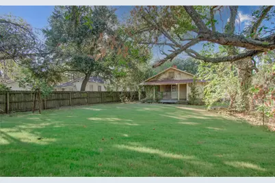 1003 Prairie Street, Columbus, TX 78934 - Photo 25