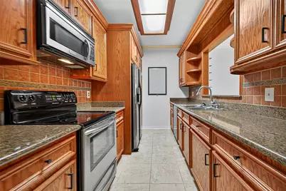 3200 Holly Hall Street #3200, Houston, TX 77054 - Photo 7