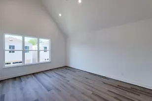 7705 Earl Rudder Wy, Houston, TX 77055 - Photo 13