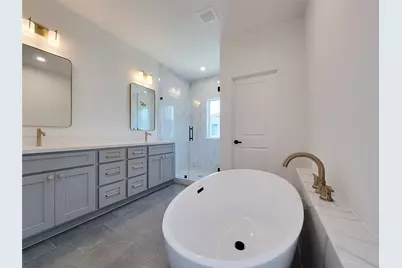 7705 Earl Rudder Way, Houston, TX 77055 - Photo 15