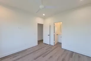 7705 Earl Rudder Wy, Houston, TX 77055 - Photo 9